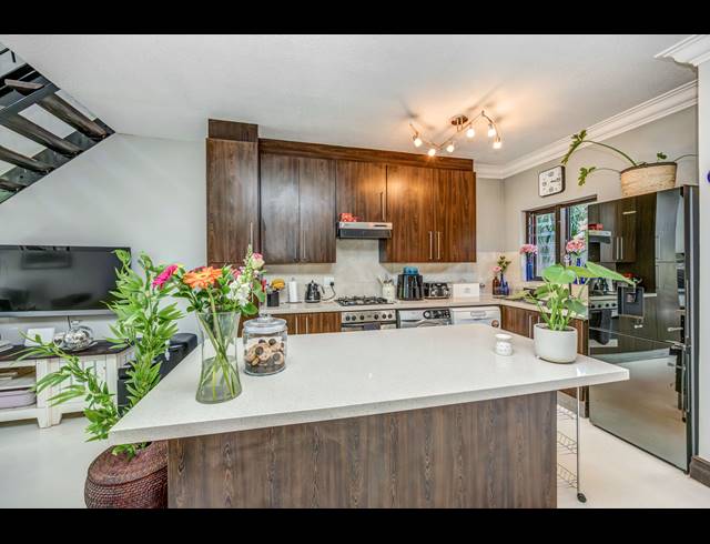 3 BEDROOM HOUSE FOR SALE IN FOURWAYS